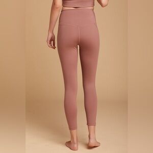 Girlfriend Collective Compressive High-Rise Legging Rose Quartz Pink Size Medium